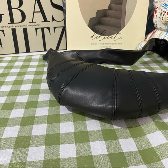 Lemaire Black Shoulder Bag - Picture 3 of 5